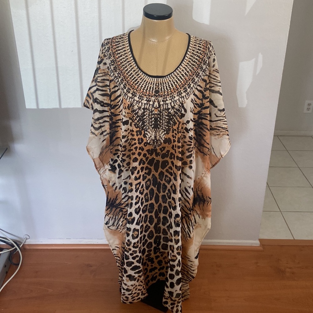 Step in Style Cheetah Print Kaftan/Beach-Cover-up
